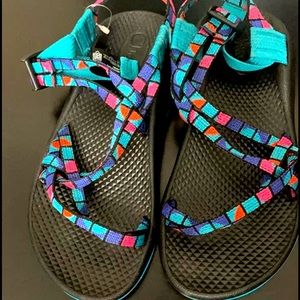 Chaco’s only worn a few times.